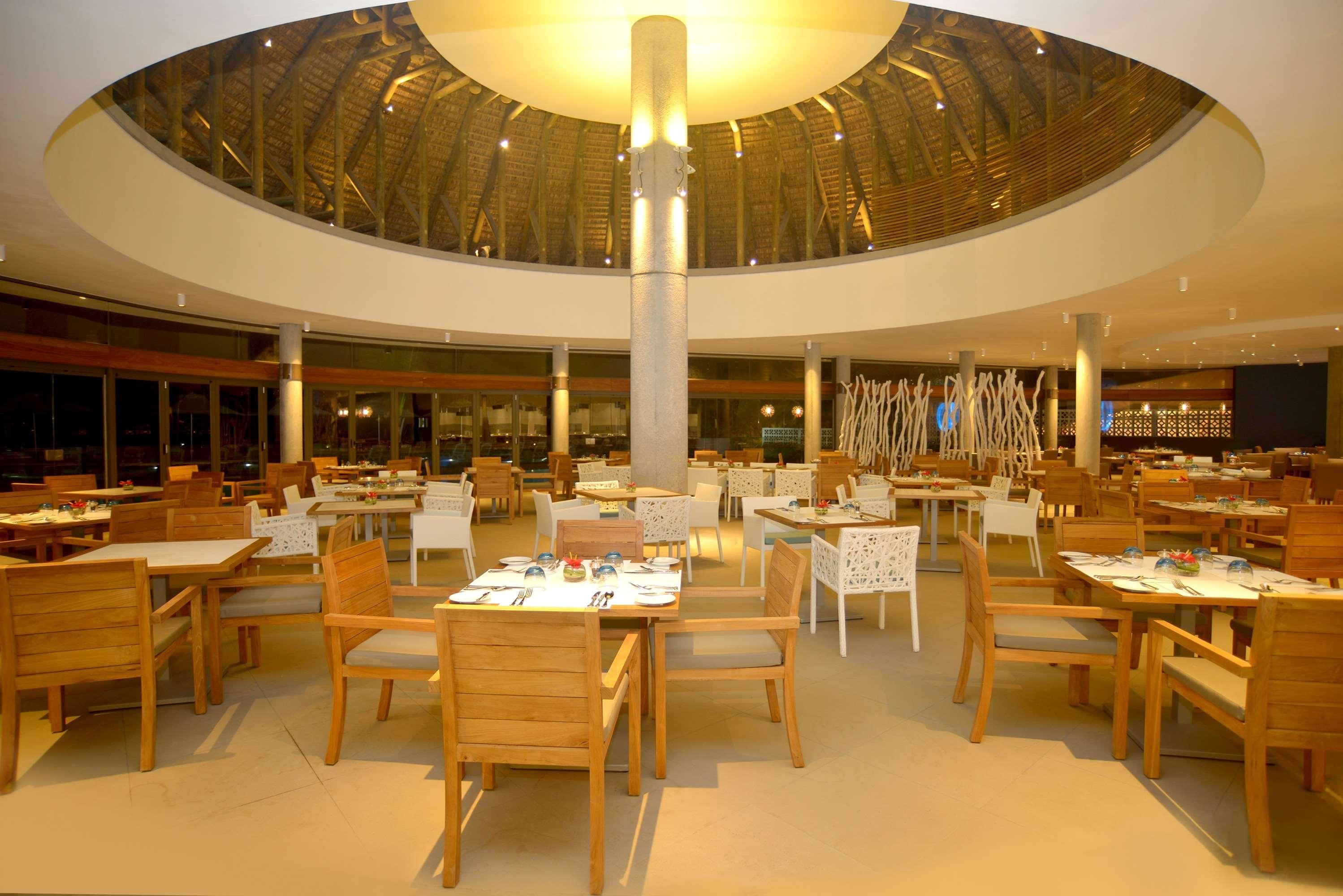 Rezort Radisson Blu & (adults Only) Poste Lafayette